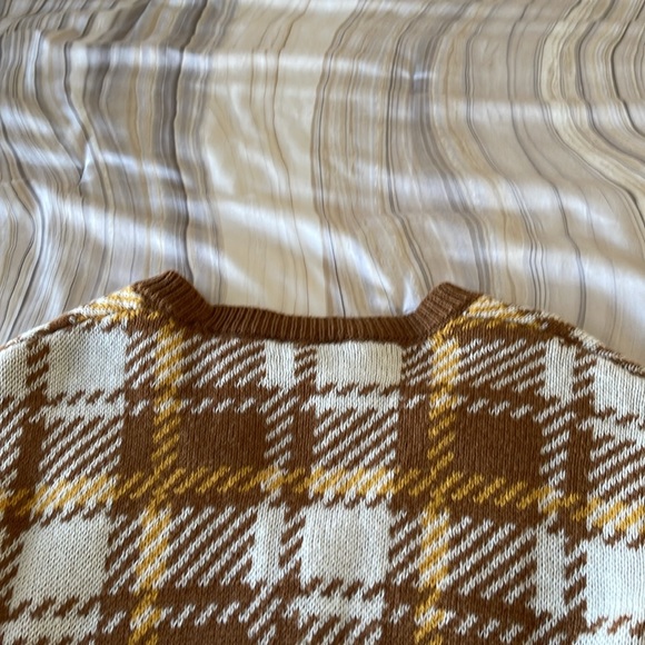 Mustard yellow and brown checkered cardigan. - Picture 4 of 4